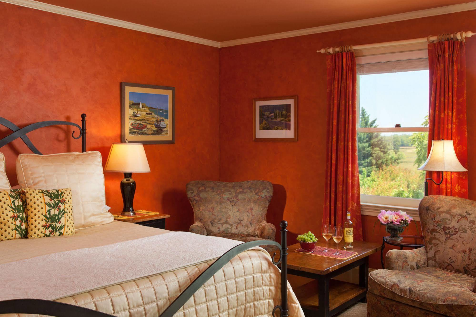 L'Auberge Provencale Inn & Restaurant Boyce Eksteriør billede