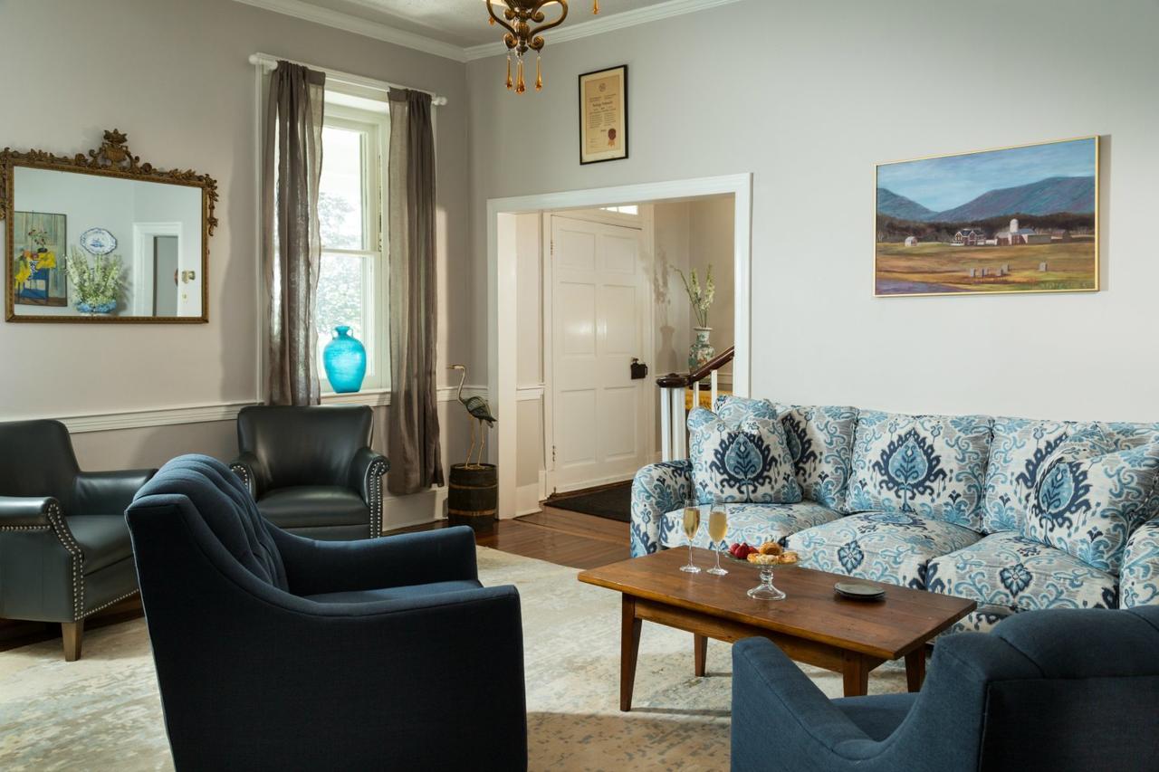 L'Auberge Provencale Inn & Restaurant Boyce Eksteriør billede